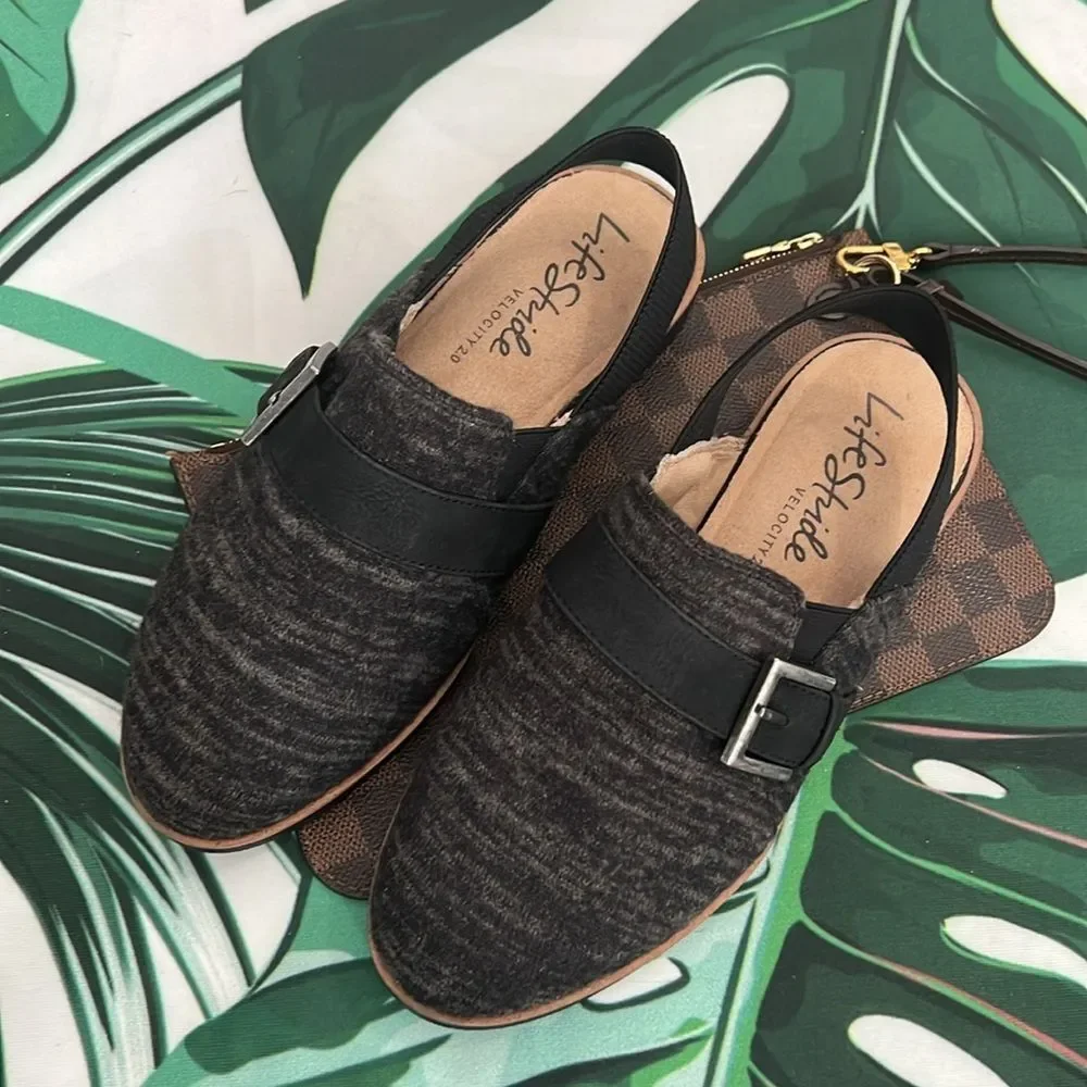 * Life Stride velocity charcoal slide flats with back strap